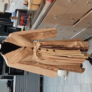 Victorian 100% linen coat